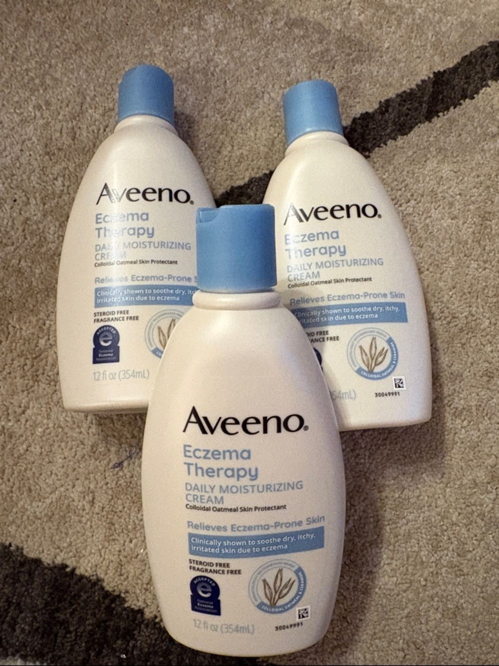 (3) Aveeno Eczema Therapy Daily Moisturizing Cream ❤️